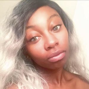 Meet your Posher, Mesha